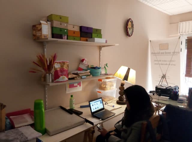 Un bureau cozy avec une bonne ambiance