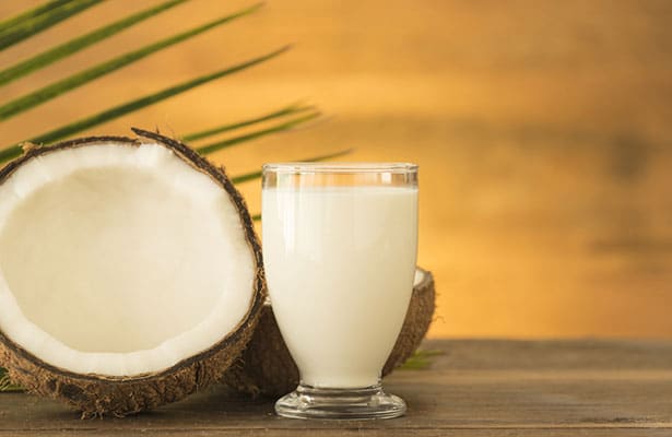 Le bon vieux lait de coco qui peut se marier avec tout pour une saveur exotique