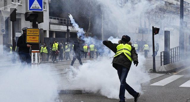 L'acte VIII marque la reprise du mouvement