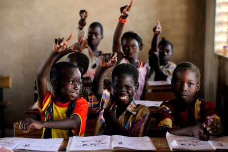 Les parents, les éducateurs et l'État doivent coopérer pour le succès de l'éducation malgache