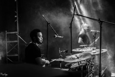Zazah, le batteur de Fy & Band. Copyright Fan'Sary
