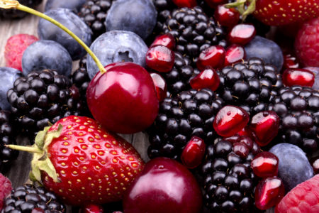 Les fruits rouges, riches en acides gras essentiels, oméga 3, oméga 6 et Vitamine E sont très avantageux pour ceux qui ont le groupe sanguin AB