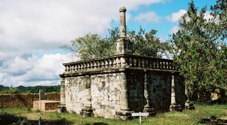 Le tombeau de Jean Laborde à Mantasoa