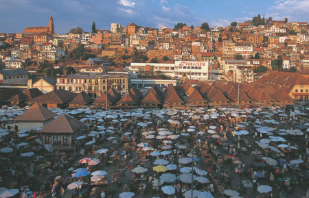 Le marché du Zoma est le marché traditionnel, connu depuis des années à Antananarivo