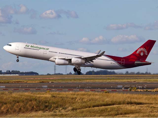 Avion Air Madagascar à l'aéroport Antananarivo Ivato