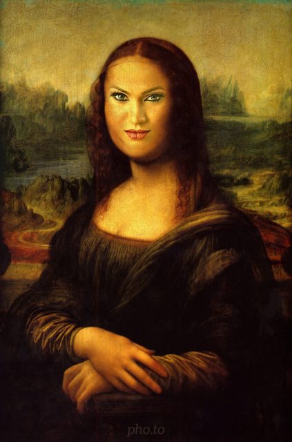 Hey hey, y aquí hay una hermosa réplica de la Mona Lisa, para mí la gloria de Leonardo da Vinci xD