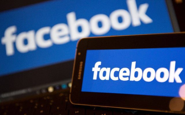 50% uživatelů Facebooku tam chodí, aby zůstalo v kontaktu se svými blízkými