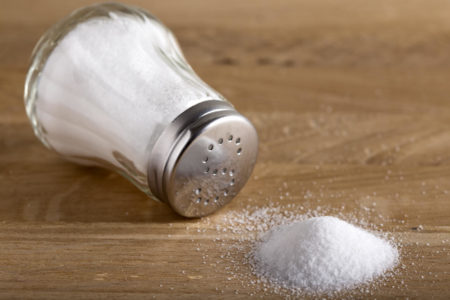 82% Tananarivanů koupí sáčkovou sůl
