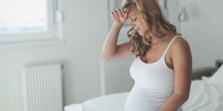 Potrat může také způsobit psychické problémy u žen