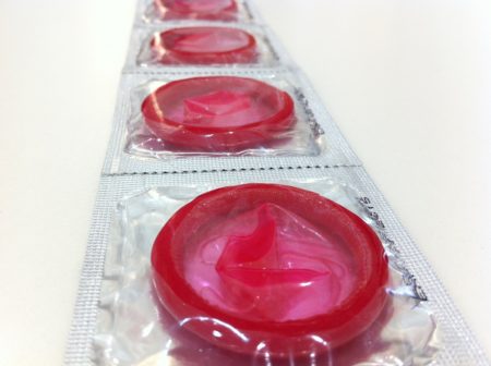 Mužský kondom je antikoncepcí číslo 1 pro Antananarivo, po níž následuje injikovatelná antikoncepce